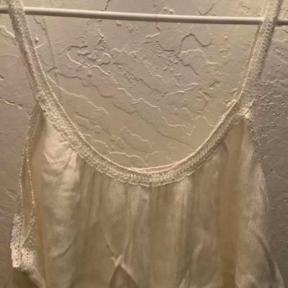 Lace Trimmed Cami - Picture 3 of 4